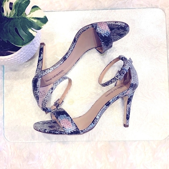 Snakeskin Print Ankle Strap Sandals - Picture 5 of 8